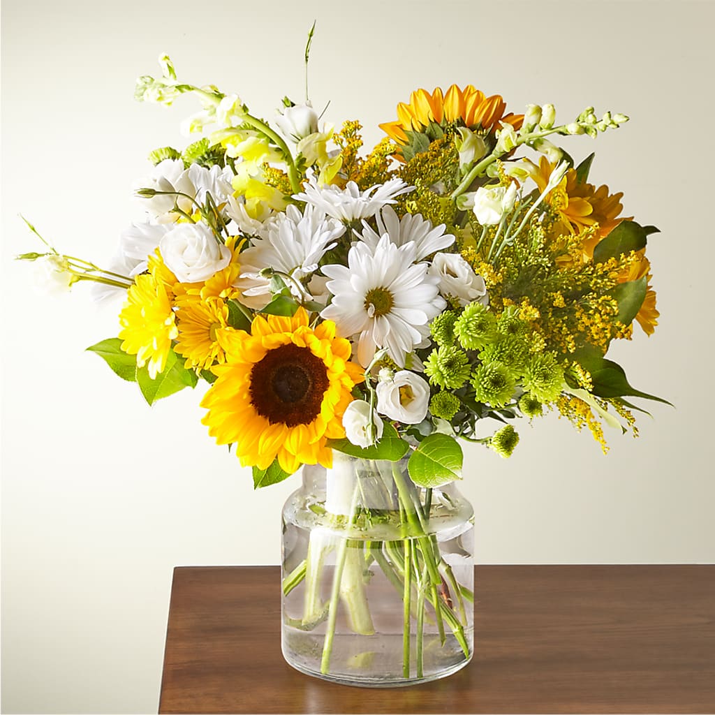 Hello Sunshine Bouquet – Liberty Flower Farm, Forest VA