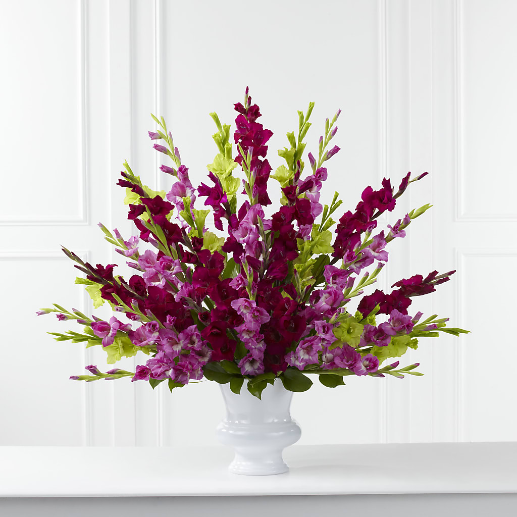 Solemn Offering Arrangement – Liberty Flower Farm, Forest VA