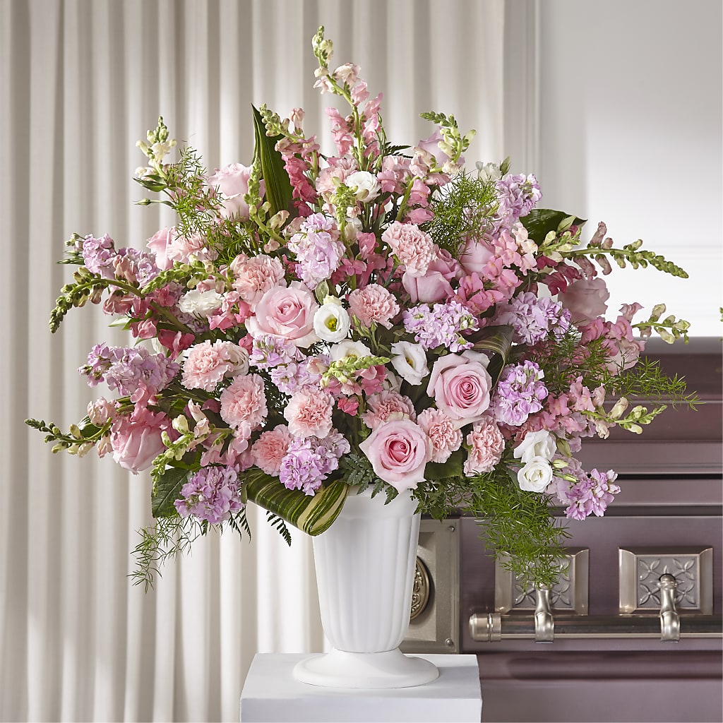 Divine Comfort Arrangement – Liberty Flower Farm, Forest VA