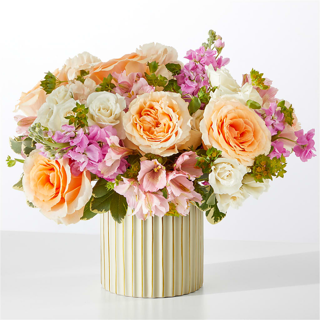 Paradise Bouquet with Ivory Vase – Liberty Flower Farm, Forest VA