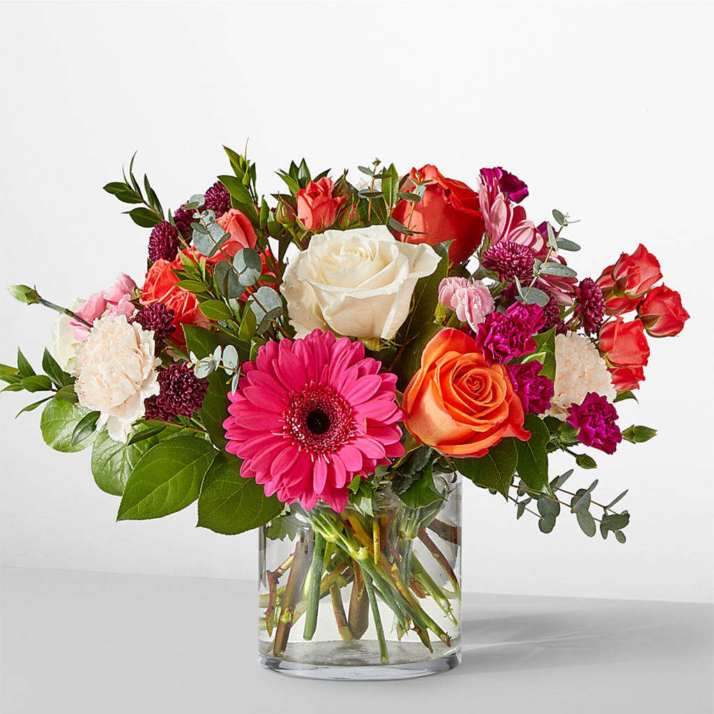 Smell the Roses Bouquet – Liberty Flower Farm, Forest VA