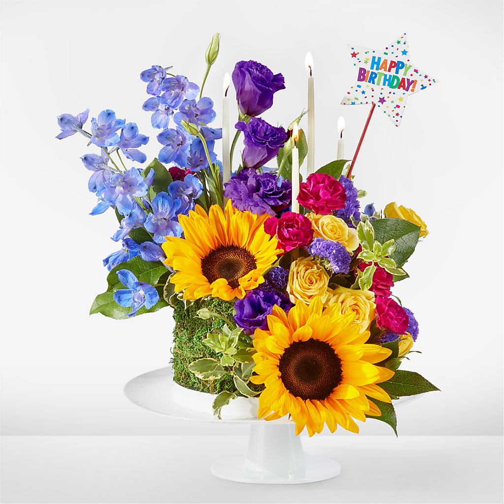 Star of the Day Floral Cake – Liberty Flower Farm, Forest VA