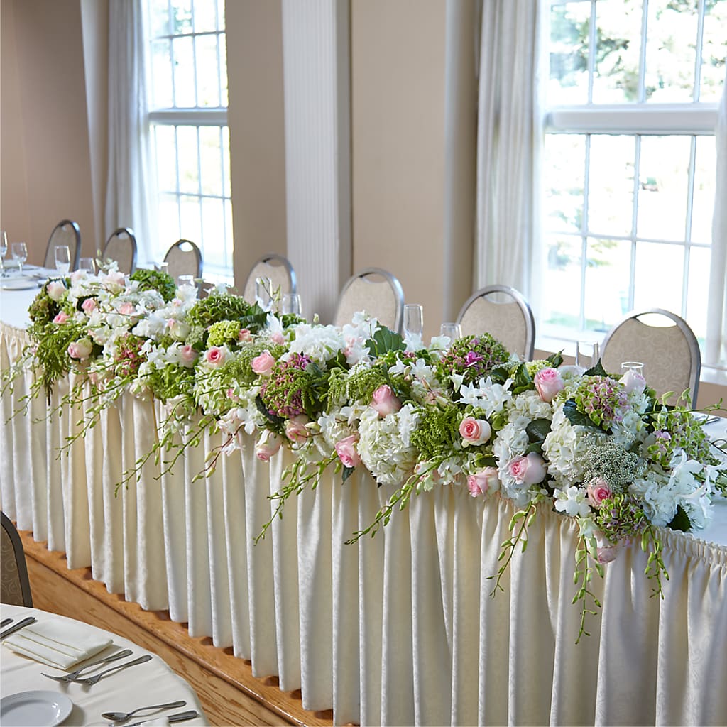 State of Joy Head Table Arrangement – Liberty Flower Farm, Forest VA