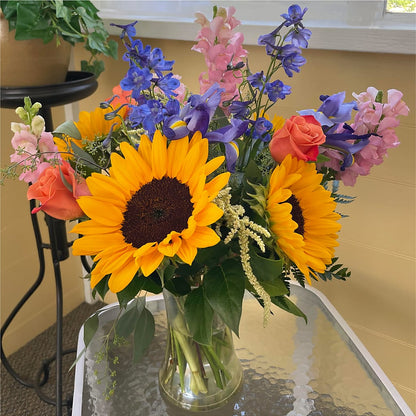 Rays of Life Bouquet –  Liberty Flower Farm, Forest VA