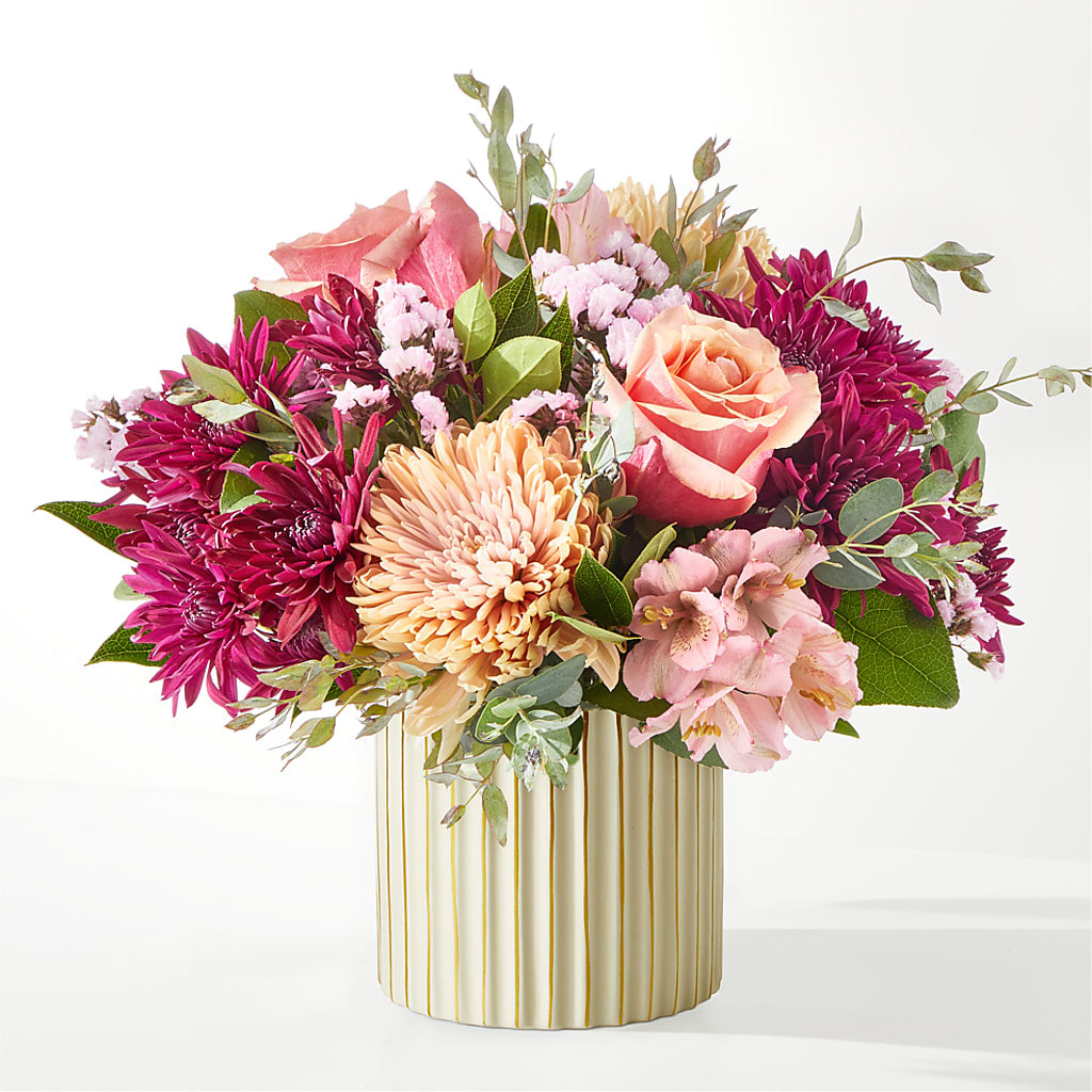 Berry Cobbler Bouquet with Ivory Vase –  Liberty Flower Farm, Forest VA